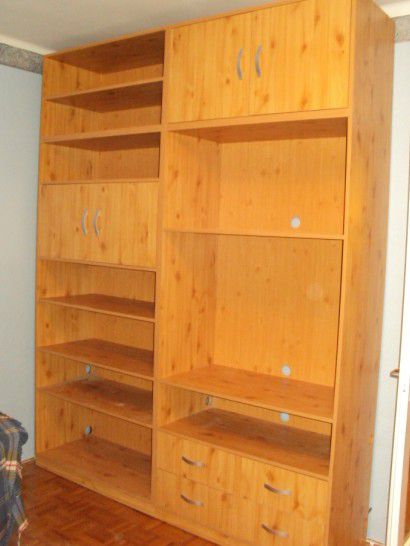 bororvi-fenyo-szekrenysor.jpg bororvi-fenyo-szekrenysor.jpg